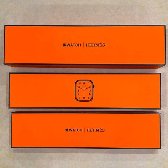 Hermes Apple Watch Packaging - Picture 1 of 4